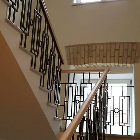 Dawn Gate Apartment *